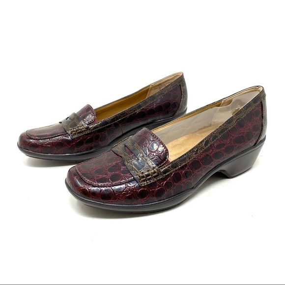 Softspots Maven Burgundy Penny Loafers NARROW - Picture 2 of 8